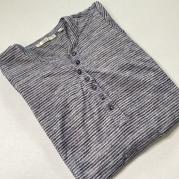 Cyrus Striped Henley Navy Tunic Top High Low Hem Long Sleeve 1/2 Button Front - Picture 13 of 14